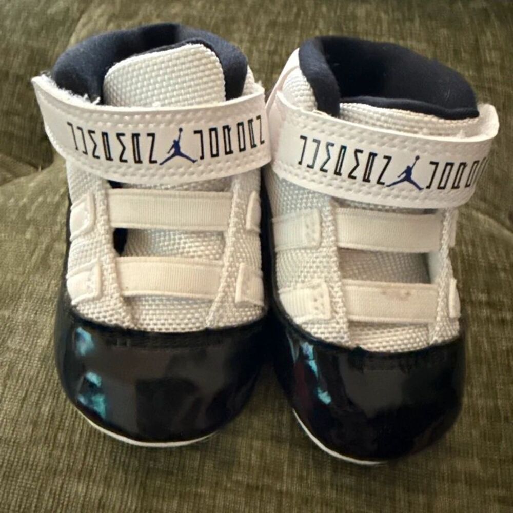 Nike Air Jordan 11 Concord Baby Crib Shoes – White/black – Infant